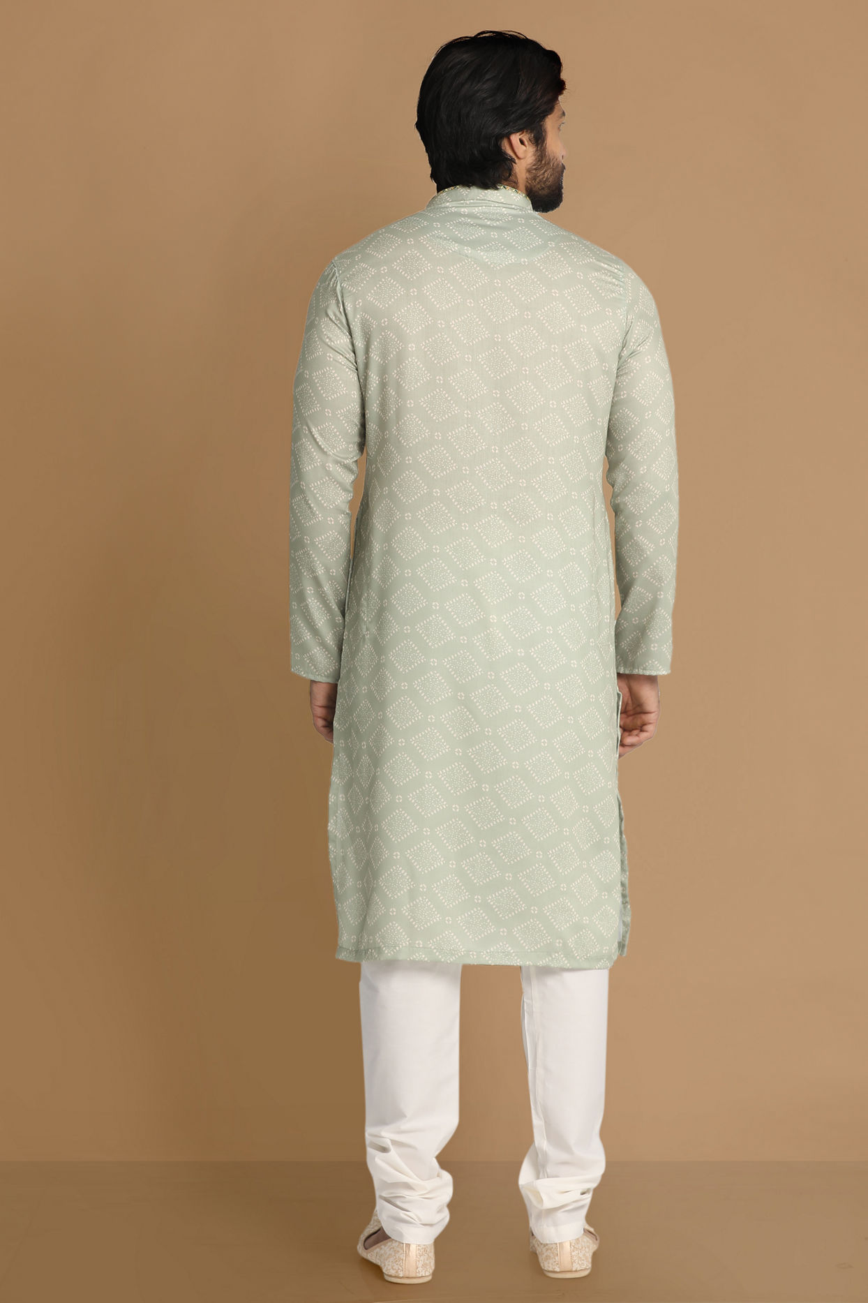 Subtle Green Kurta Pajama image number 2